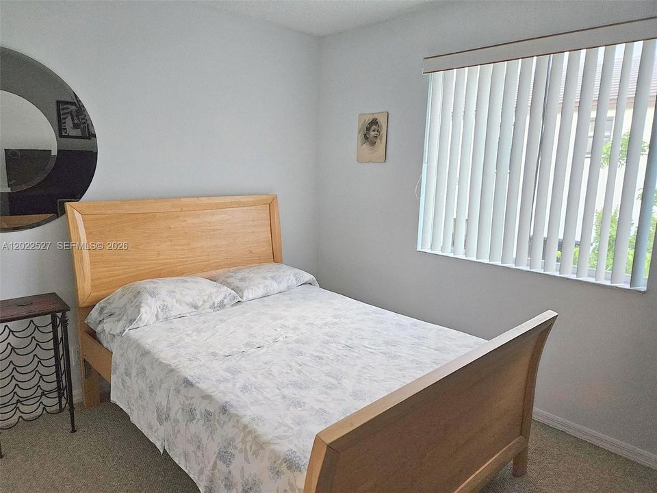 For Sale: $325,000 (3 beds, 2 baths, 1170 Square Feet)