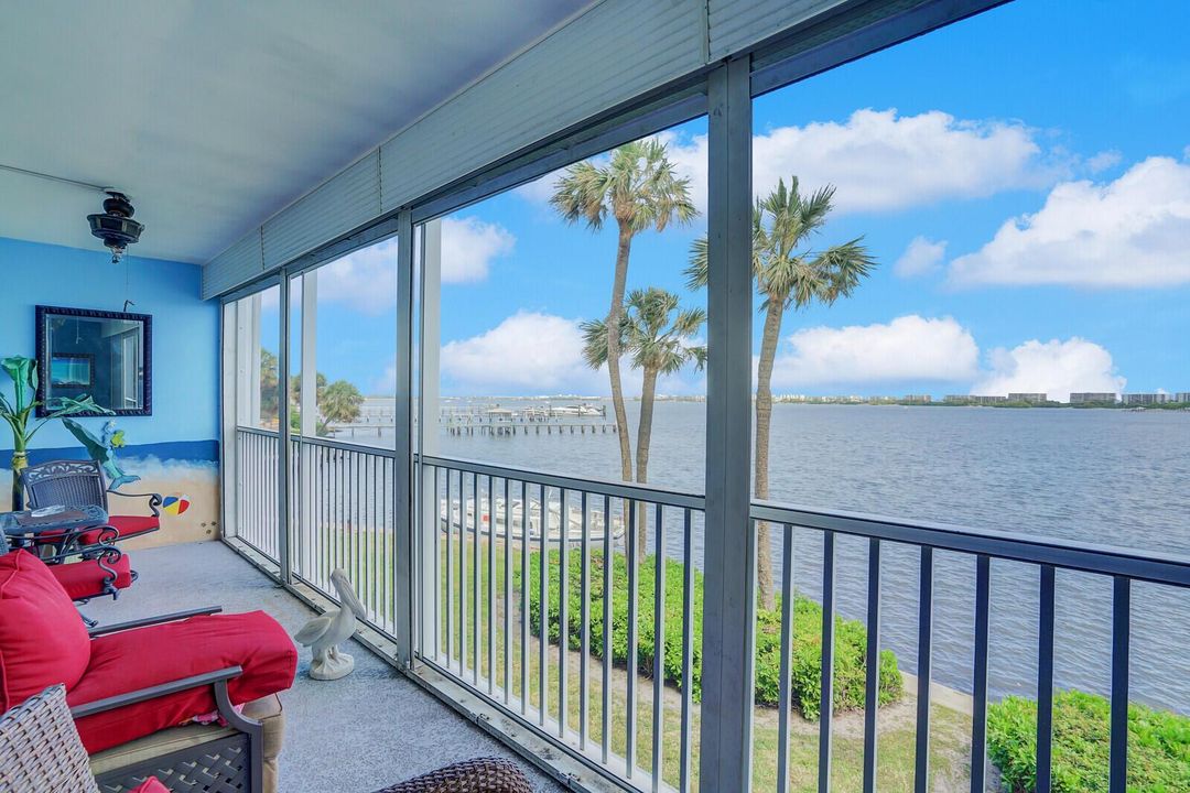 Balcony - waterfront