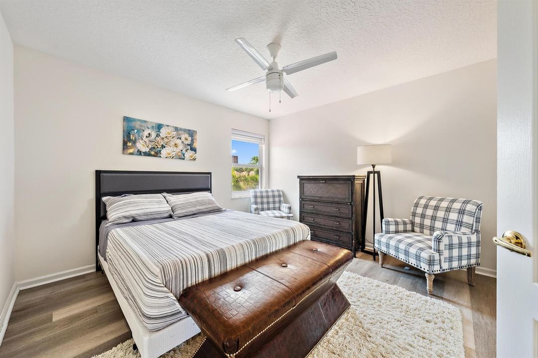 8232 Heritage Club Dr-19