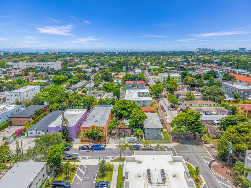 For Sale: $550,000 (0.11 acres)