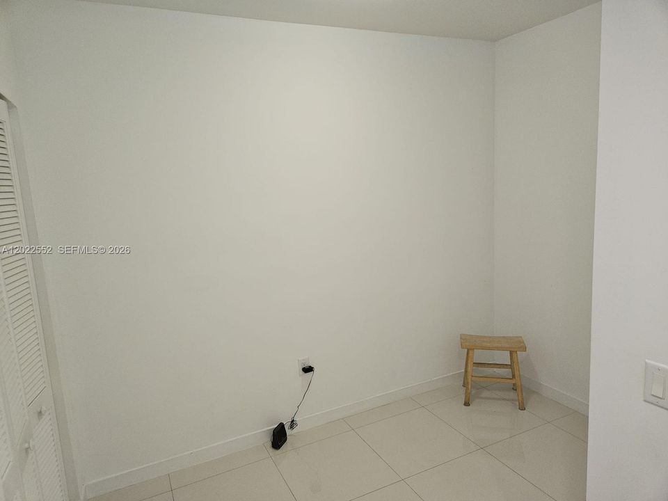 В аренду: $2,500 (1 спален, 1 ванн, 726 Квадратных фут)