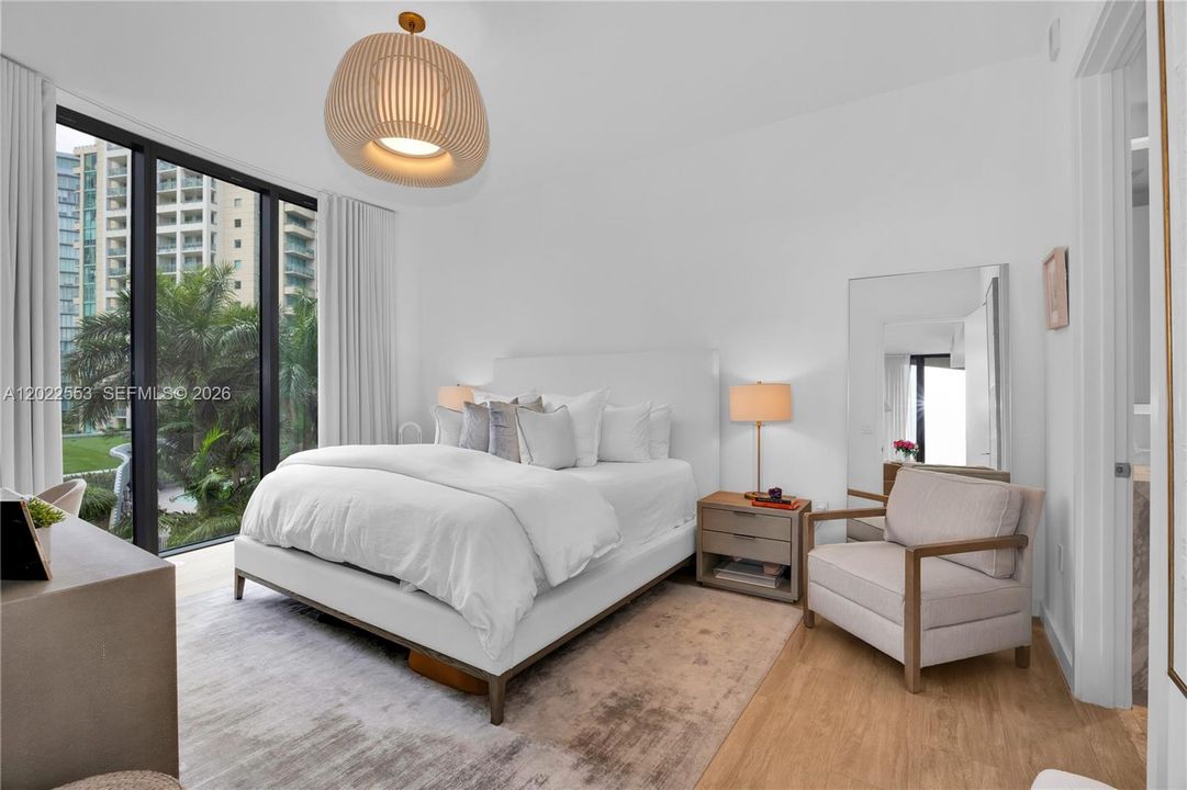 For Sale: $1,800,000 (2 beds, 2 baths, 1184 Square Feet)