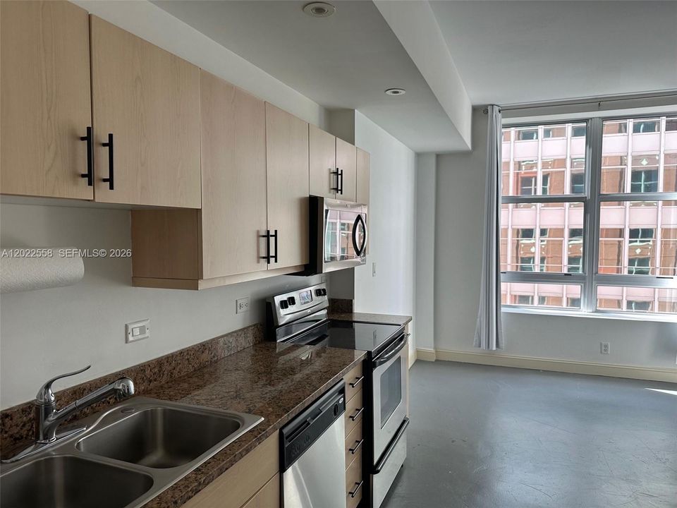 Vendido Recientemente: $250,000 (1 camas, 1 baños, 603 Pies cuadrados)