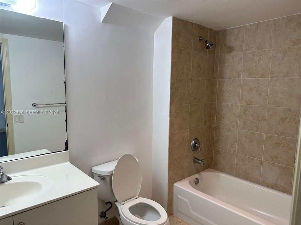 Vendido Recientemente: $250,000 (1 camas, 1 baños, 603 Pies cuadrados)