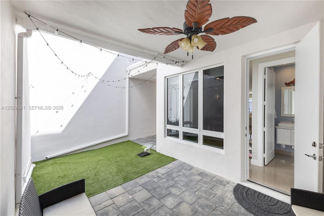 For Rent: $4,600 (3 beds, 2 baths, 2317 Square Feet)