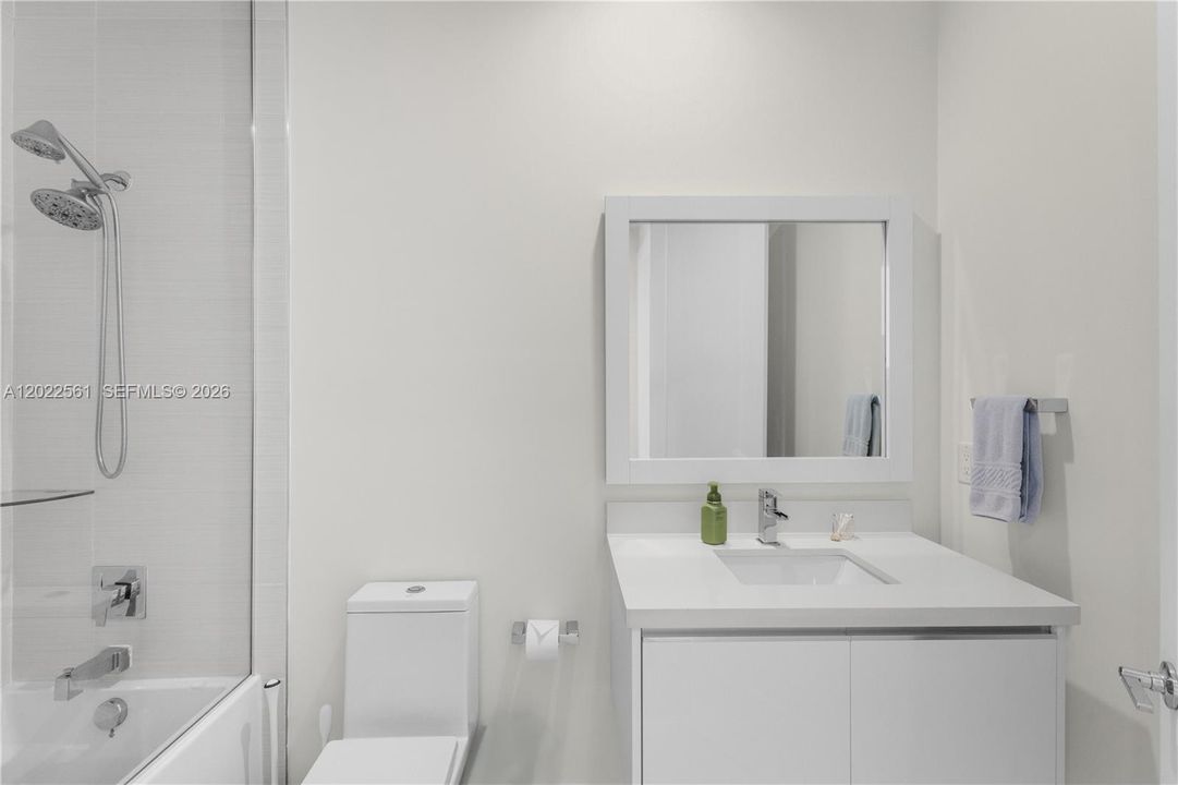 For Rent: $4,600 (3 beds, 2 baths, 2317 Square Feet)