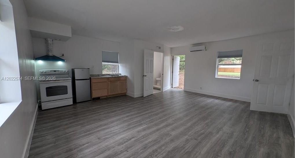 For Sale: $280,000 (4 beds, 2 baths, 0 Square Feet)