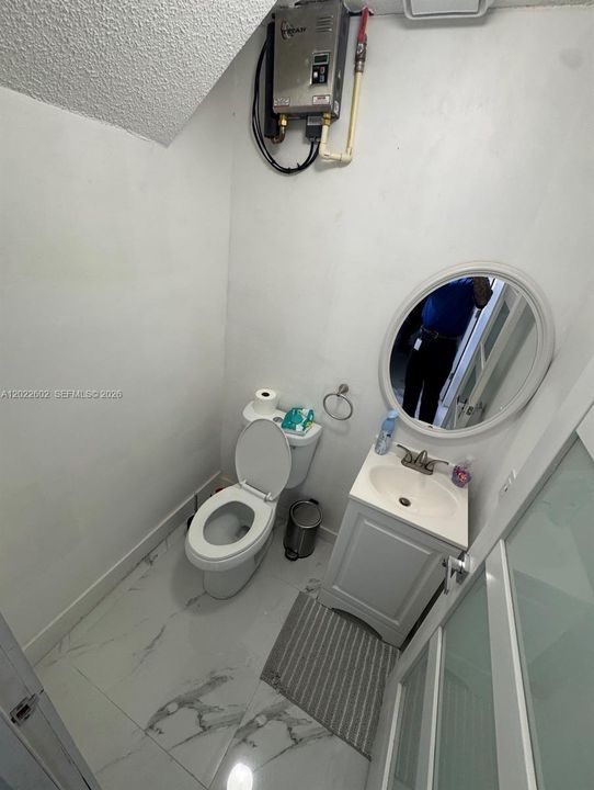 En Venta: $549,999 (3 camas, 2 baños, 1567 Pies cuadrados)