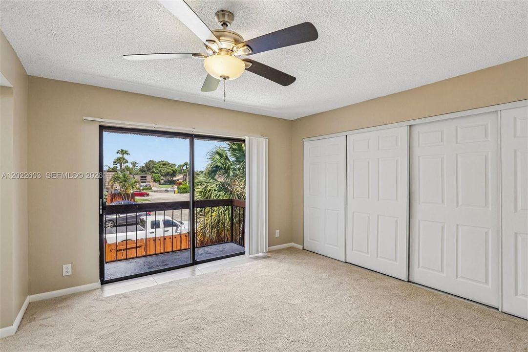 For Sale: $265,000 (2 beds, 2 baths, 1468 Square Feet)