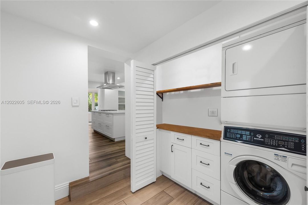 For Rent: $26,000 (4 beds, 3 baths, 3140 Square Feet)