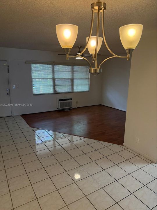 В аренду: $1,550 (1 спален, 1 ванн, 811 Квадратных фут)