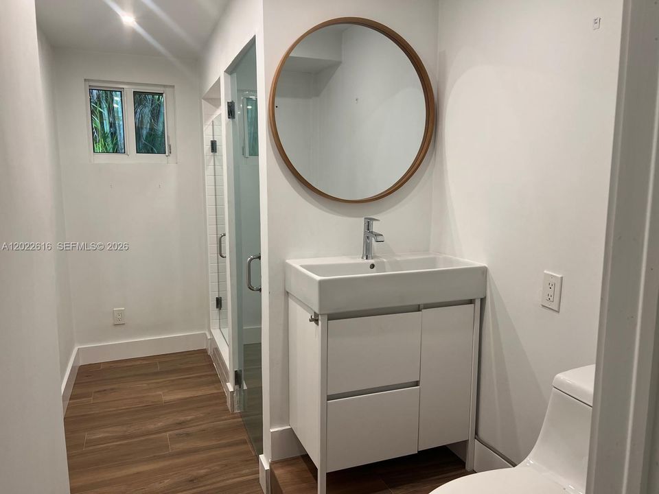 Bathroom #2