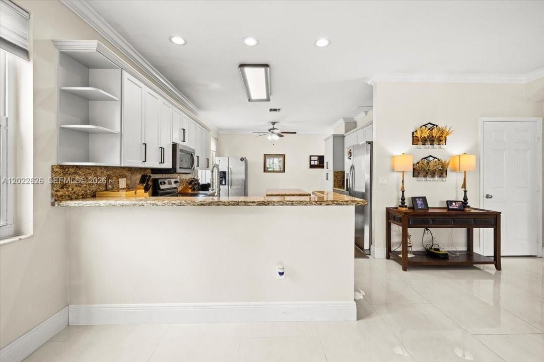 For Sale: $849,000 (5 beds, 3 baths, 3260 Square Feet)