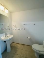 For Sale: $410,000 (1 beds, 1 baths, 780 Square Feet)