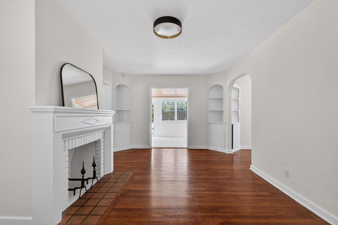 236GreymonDr(10)