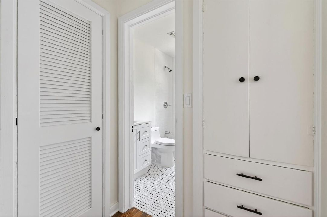 236GreymonDr(32)