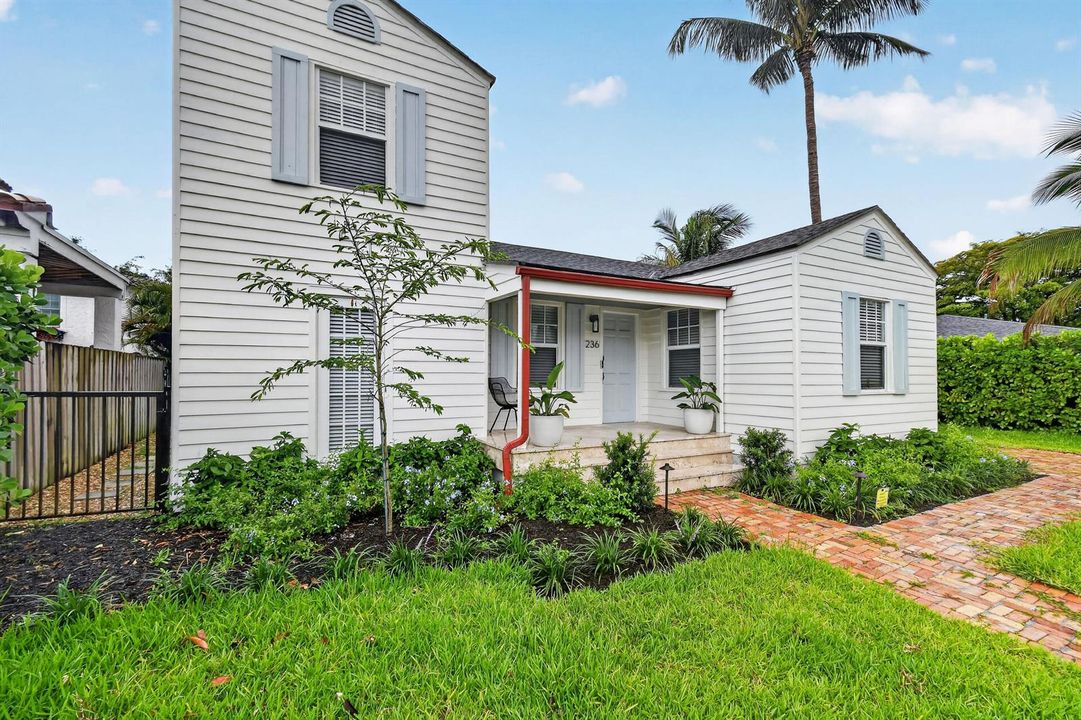 236GreymonDr(5)