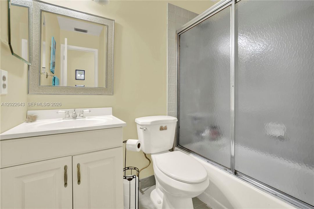 For Sale: $559,900 (3 beds, 2 baths, 1612 Square Feet)