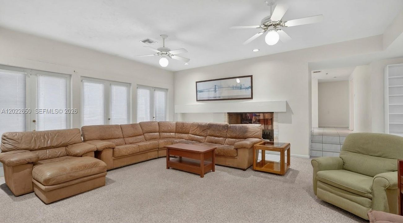 For Sale: $4,200,000 (7 beds, 6 baths, 6504 Square Feet)