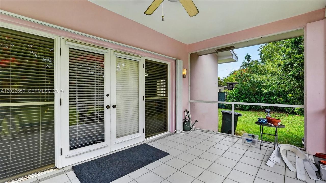 For Sale: $4,200,000 (7 beds, 6 baths, 6504 Square Feet)