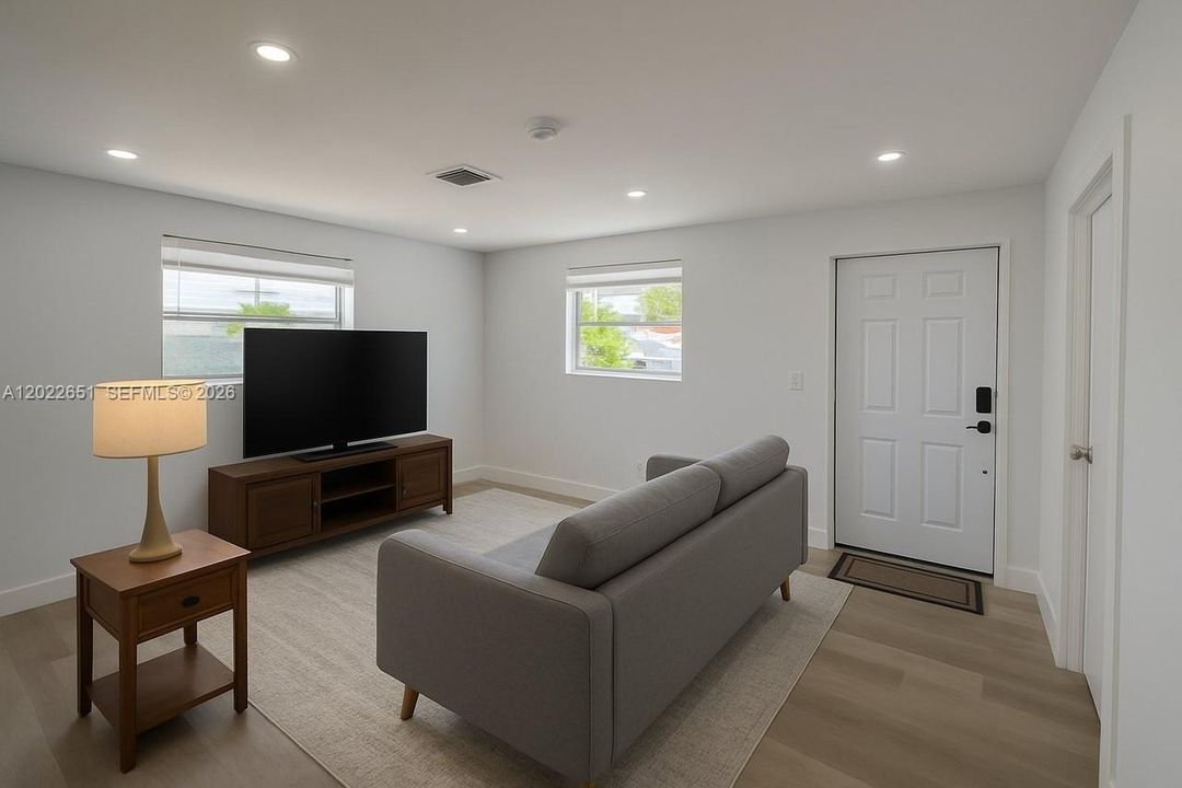 For Sale: $450,000 (4 beds, 2 baths, 1092 Square Feet)