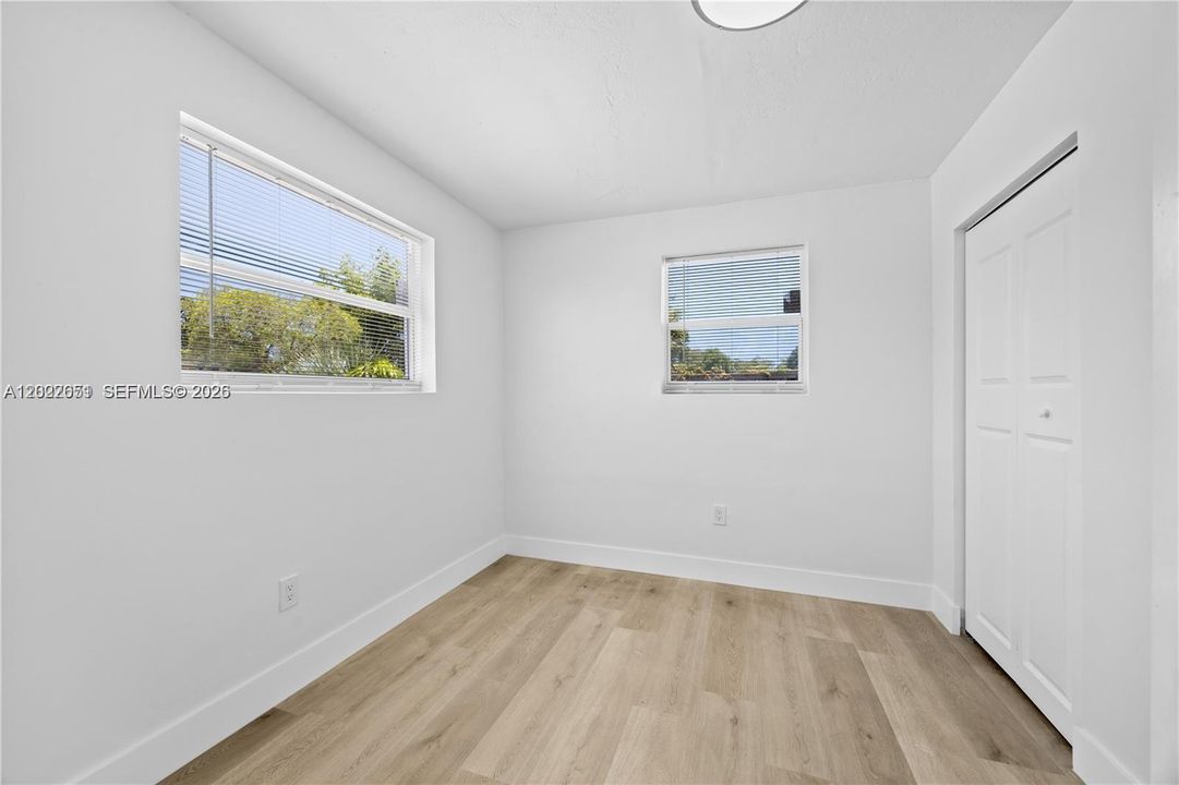 For Sale: $450,000 (4 beds, 2 baths, 1092 Square Feet)