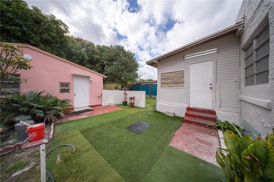 For Sale: $849,999 (0 beds, 0 baths, 1563 Square Feet)