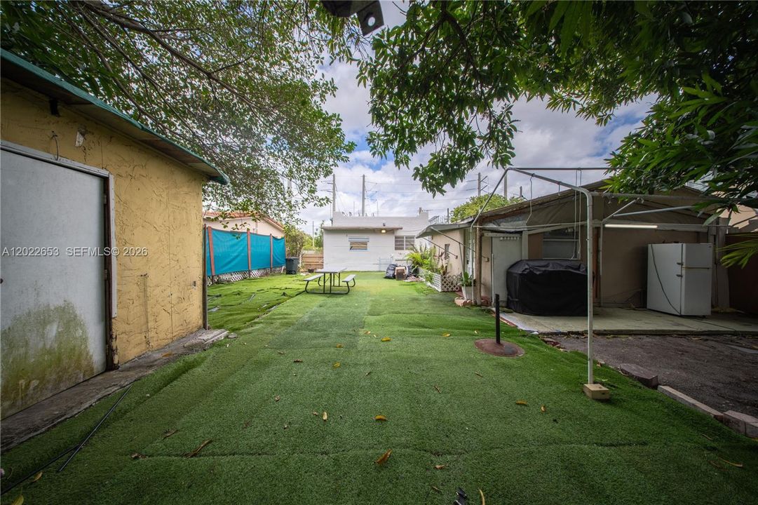 For Sale: $849,999 (0 beds, 0 baths, 1563 Square Feet)