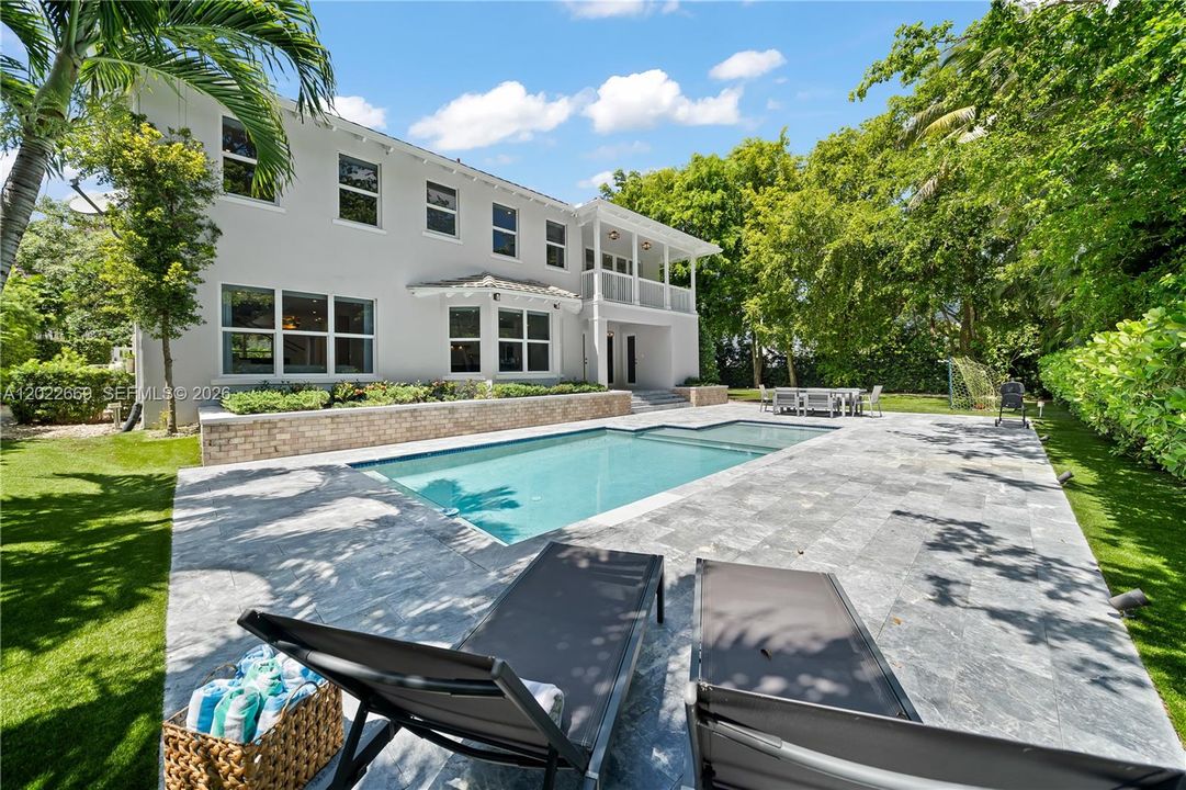 For Sale: $3,900,000 (4 beds, 4 baths, 3391 Square Feet)