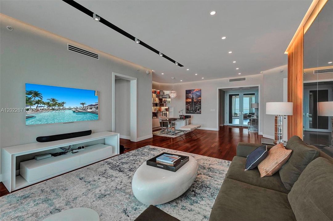 For Rent: $16,900 (2 beds, 2 baths, 2235 Square Feet)