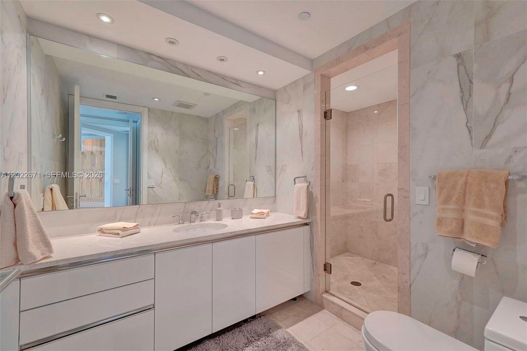 For Rent: $16,900 (2 beds, 2 baths, 2235 Square Feet)