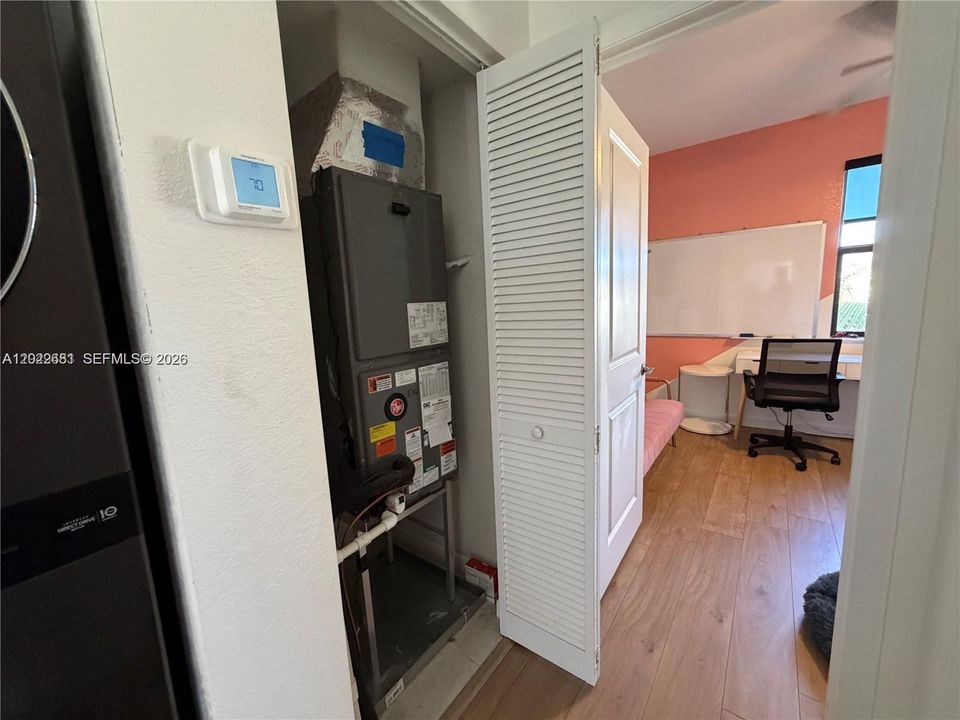 На продажу: $488,000 (3 спален, 3 ванн, 1368 Квадратных фут)