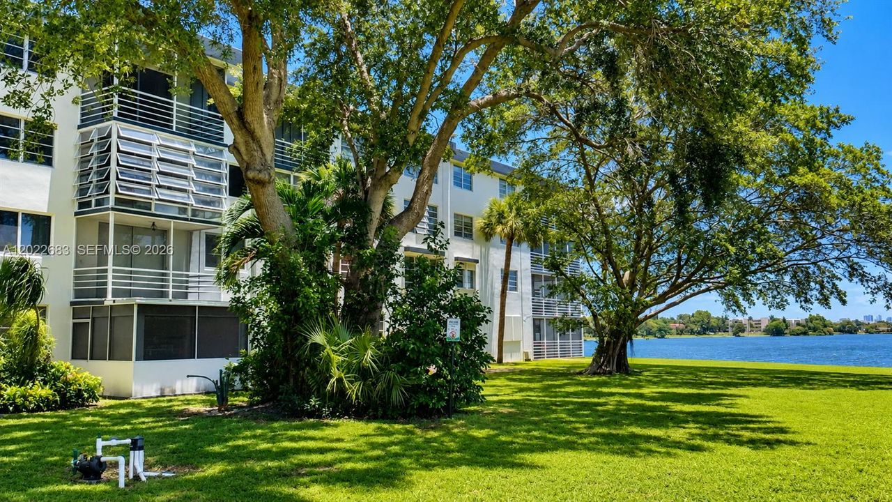 En Venta: $190,000 (2 camas, 2 baños, 952 Pies cuadrados)