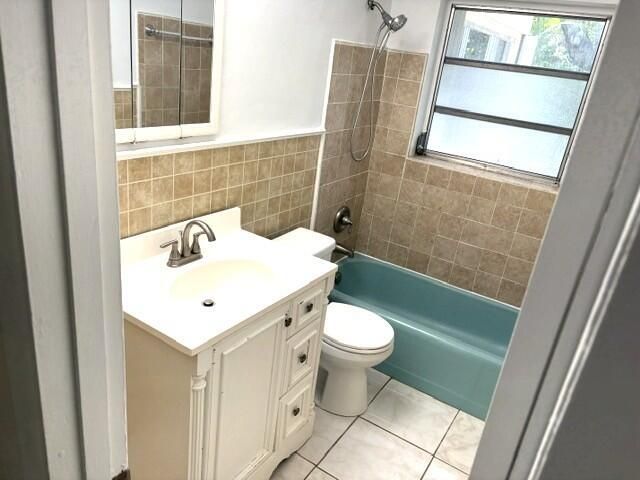 519bath1