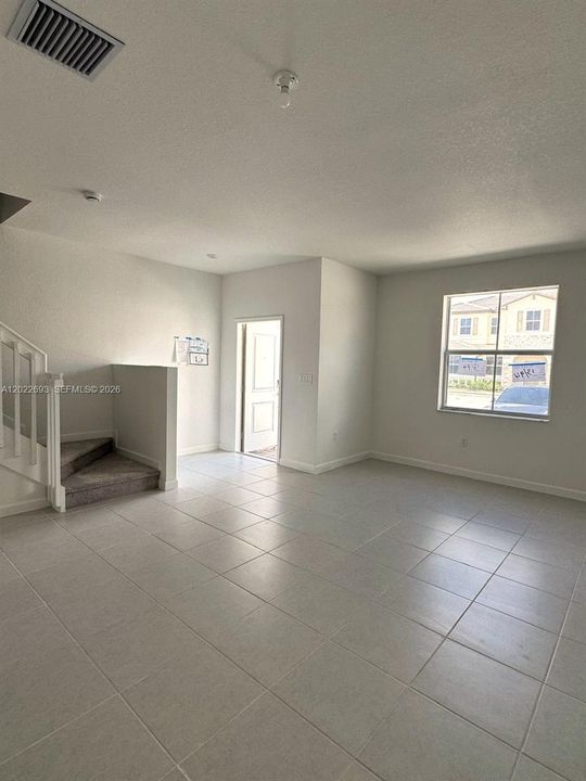 For Sale: $369,900 (3 beds, 2 baths, 1545 Square Feet)