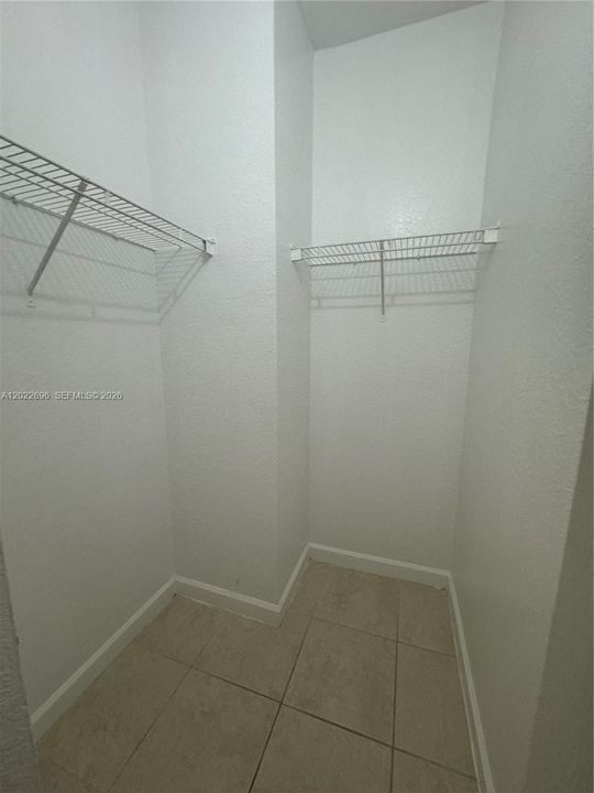 В аренду: $2,600 (3 спален, 2 ванн, 1750 Квадратных фут)