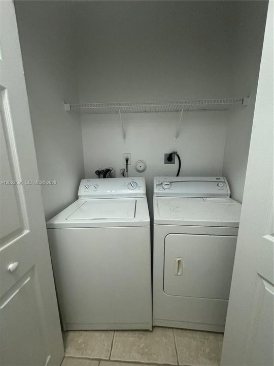 В аренду: $2,600 (3 спален, 2 ванн, 1750 Квадратных фут)