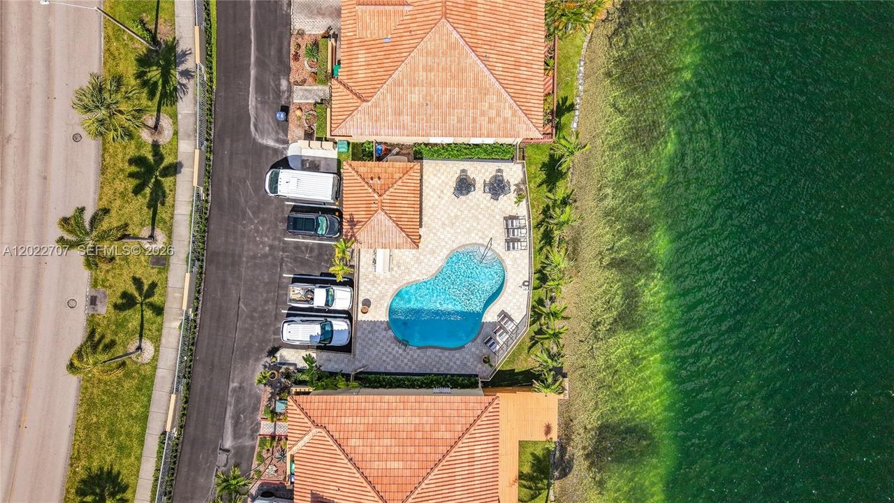 Community pool