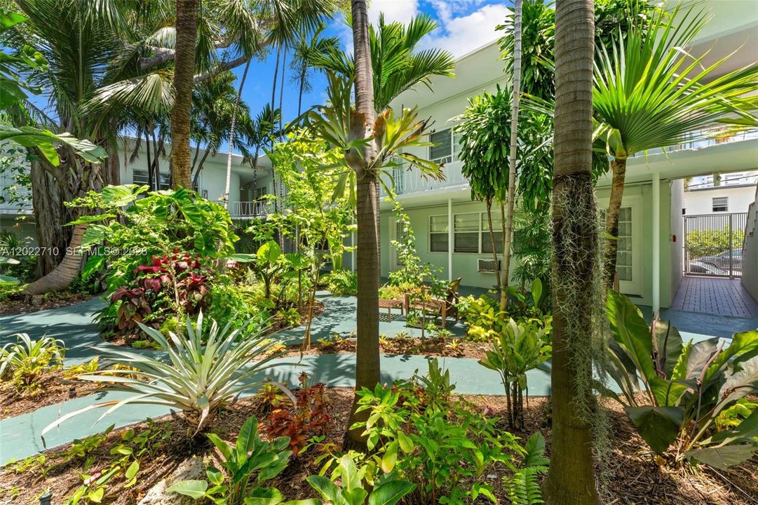 En Venta: $335,000 (1 camas, 1 baños, 650 Pies cuadrados)