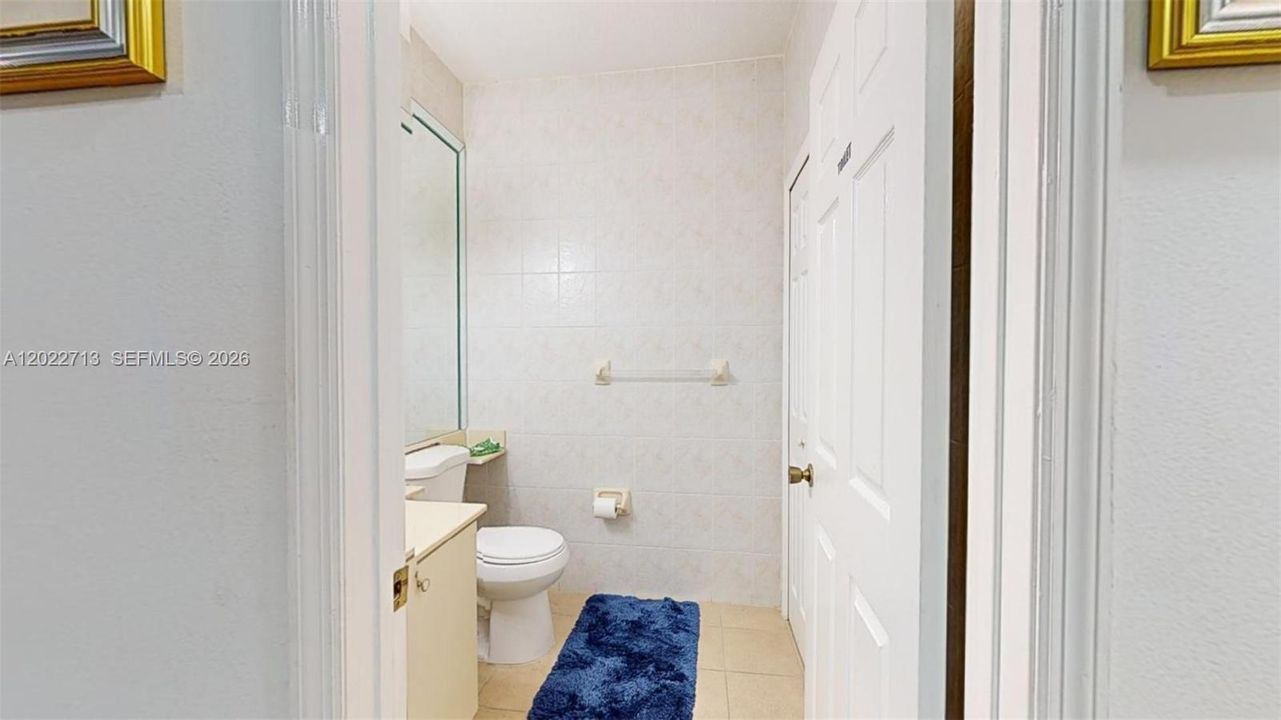 For Sale: $950,000 (3 beds, 2 baths, 2345 Square Feet)