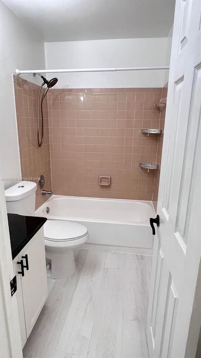 En Renta: $3,450 (3 camas, 2 baños, 1083 Pies cuadrados)