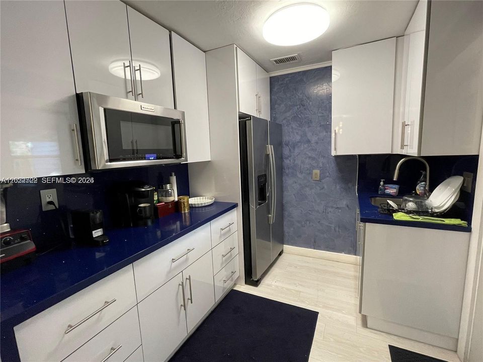 For Sale: $999,999 (0 beds, 0 baths, 0 Square Feet)