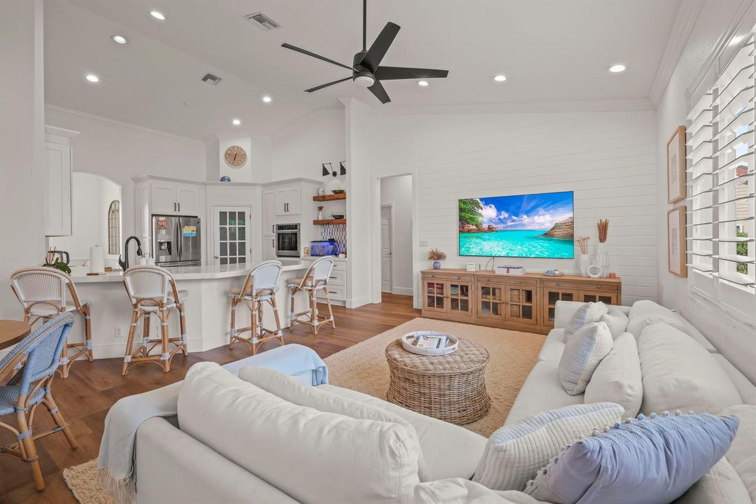15705 Meadow Wood Dr Wellington FL005_