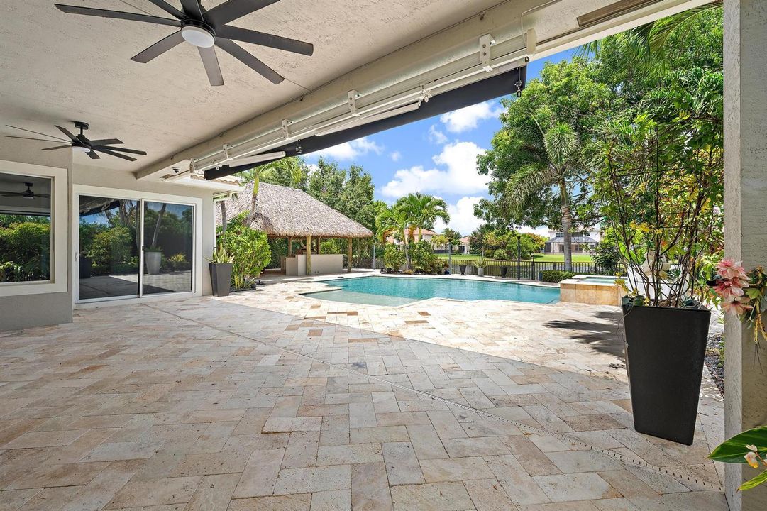 Lanai & Pool
