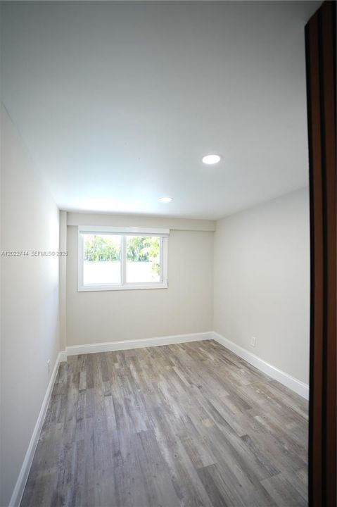 For Rent: $5,950 (5 beds, 3 baths, 2153 Square Feet)