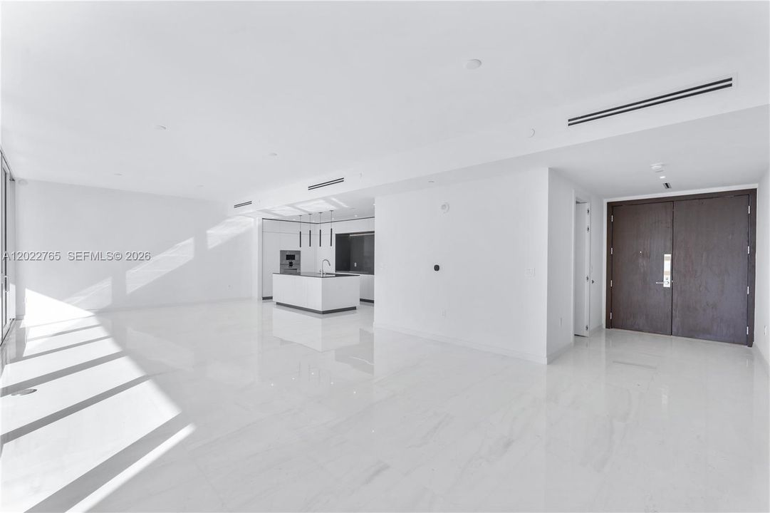 В аренду: $17,500 (3 спален, 3 ванн, 2422 Квадратных фут)