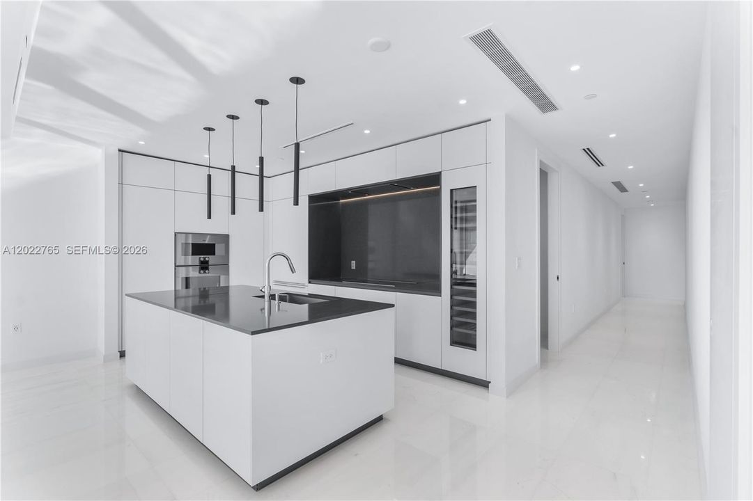 В аренду: $17,500 (3 спален, 3 ванн, 2422 Квадратных фут)