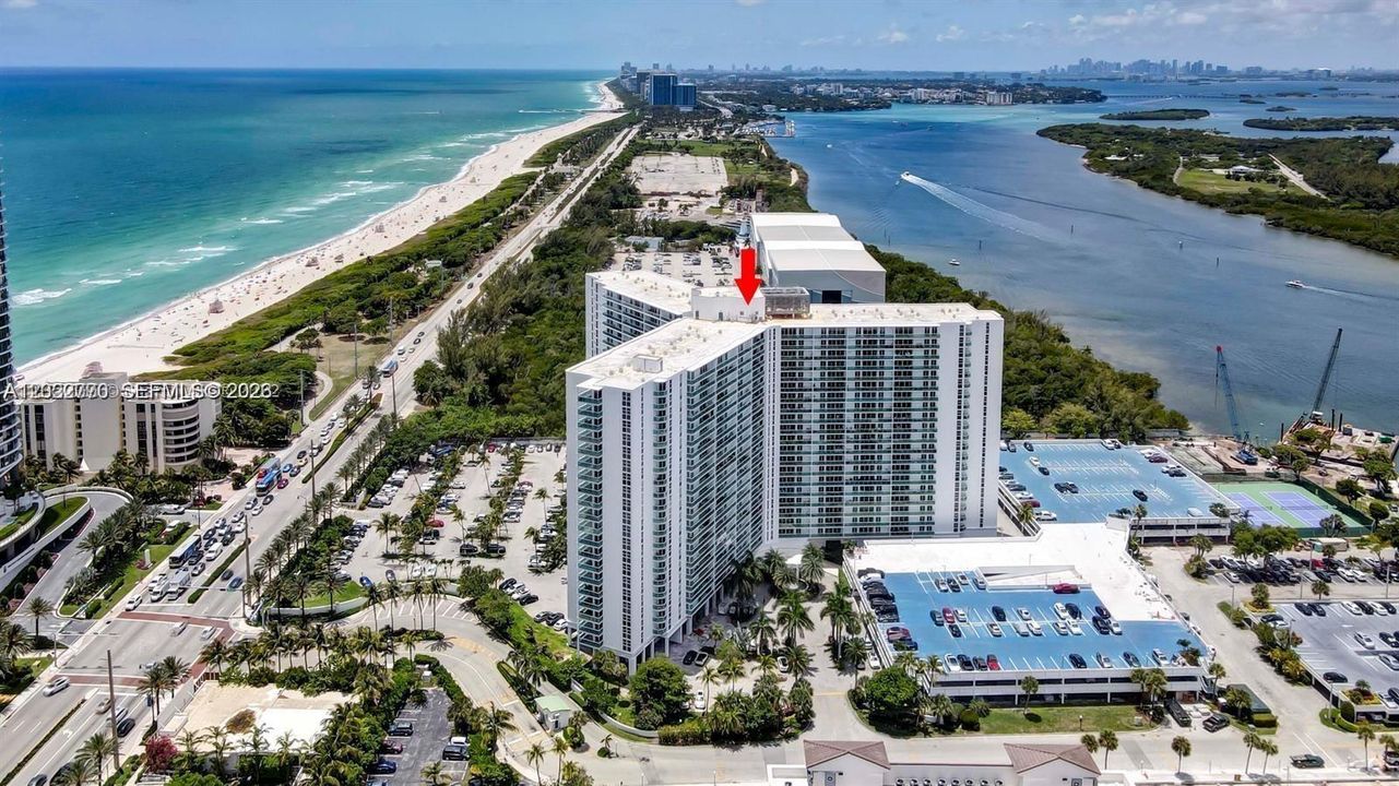 В аренду: $2,975 (2 спален, 2 ванн, 1357 Квадратных фут)