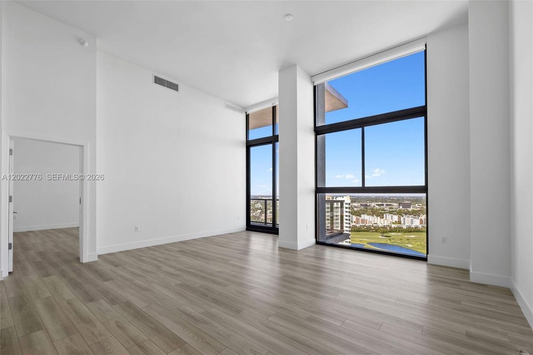 В аренду: $8,750 (3 спален, 3 ванн, 2156 Квадратных фут)