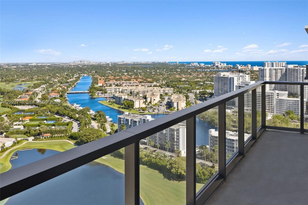 В аренду: $8,750 (3 спален, 3 ванн, 2156 Квадратных фут)